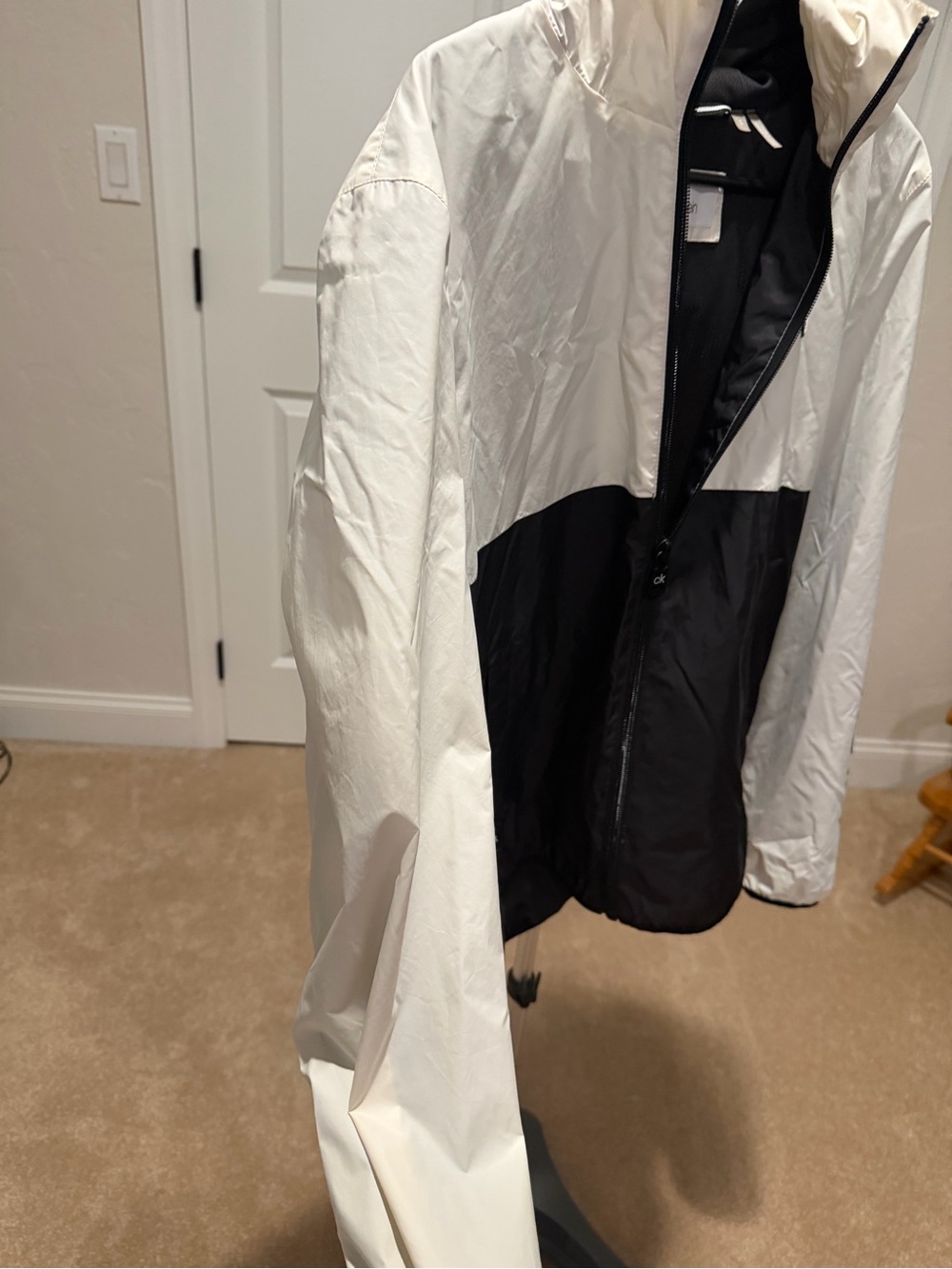 Calvin Klein Black and White Colorblock Windbreaker Jacket - Picture 9 of 10